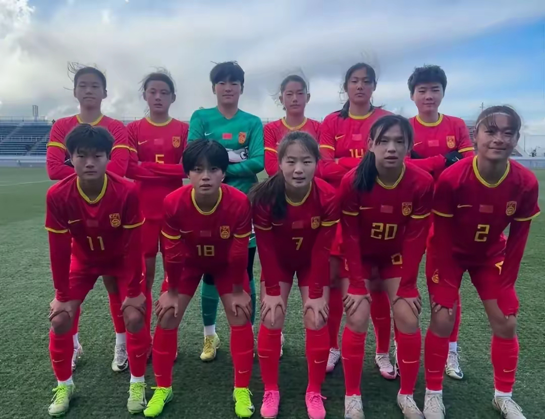 华体会官方网站下载中国队观众热烈欢呼！，Ming迎来三赛季出色发挥全场沸腾不已(中国队319)